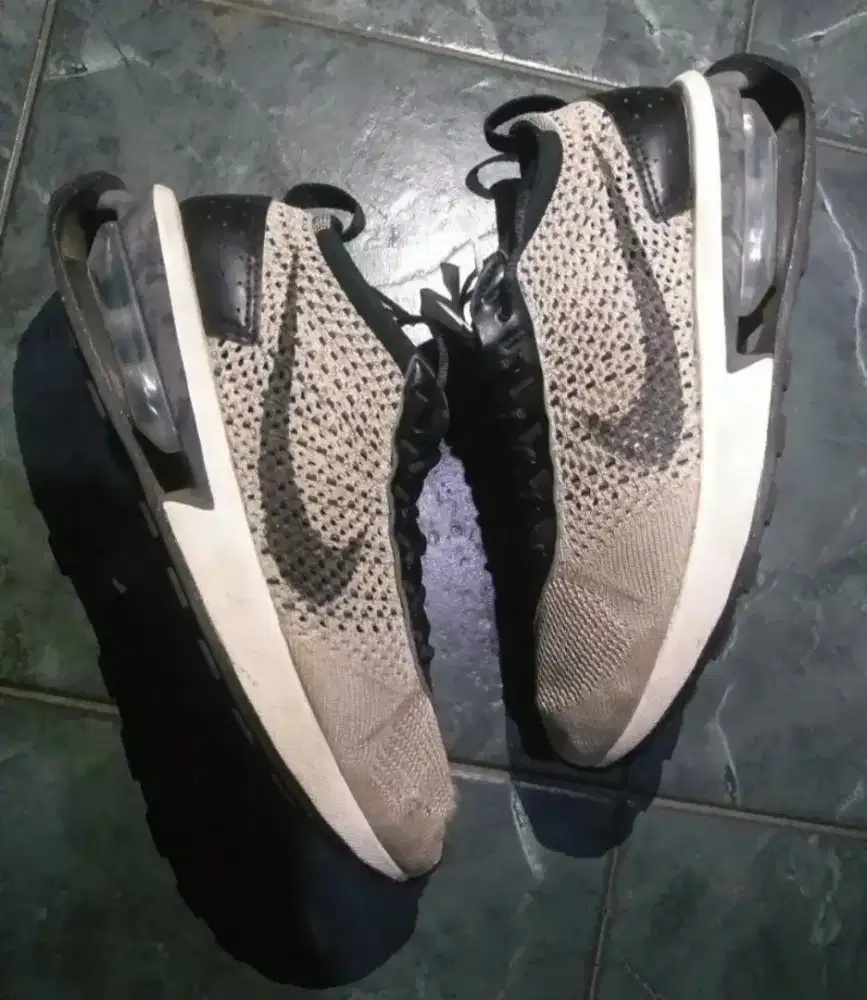Sepatu nike airmax flyknit ori masih 90%