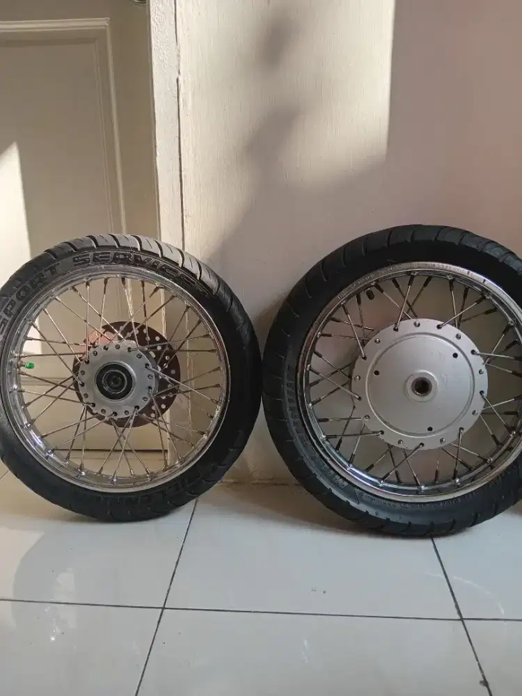 Di jual Velg dan Ban eks Yamaha Mio