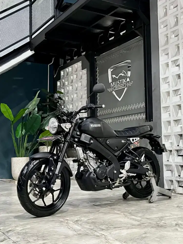 Terlaris‼️Yamaha XSR 155 2022 Black. Odo 22rb. DANNY Mustika Sulfat