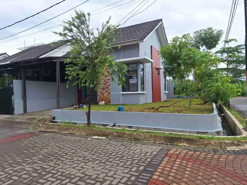 Rumah hook disewakan dalam cluster di bukit Cimanggu city