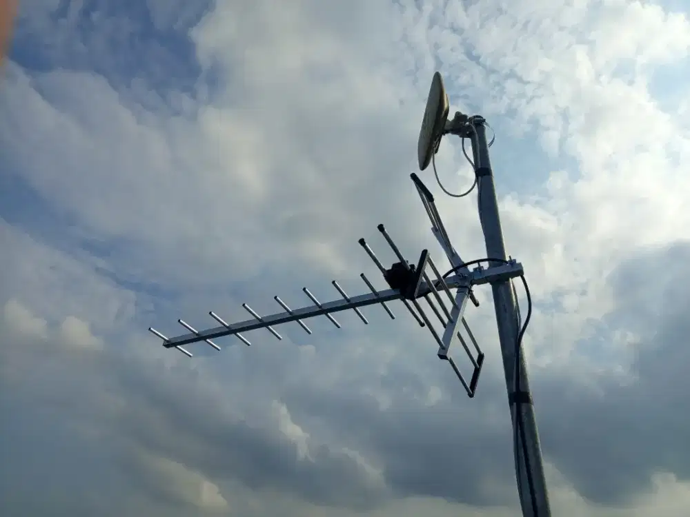 Pemasangan, servis, antena TV Digital, CCTV.