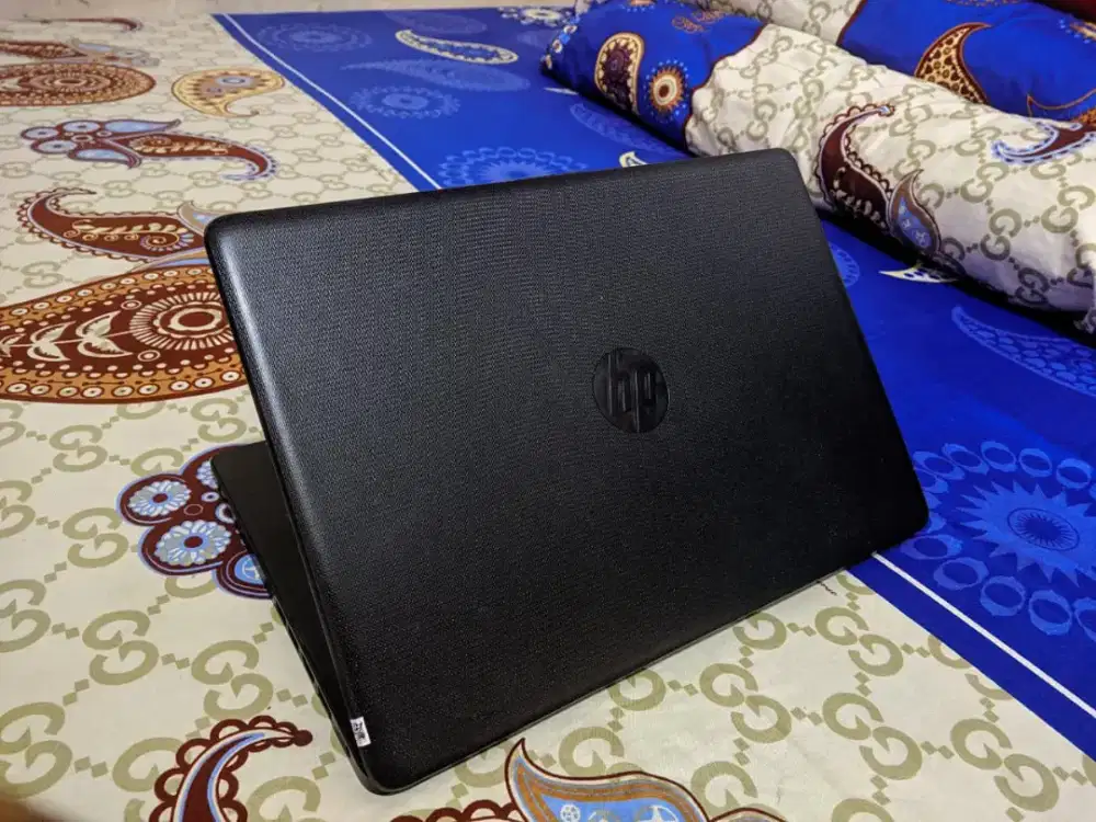 Laptop hp14 - bw00xx
Body slim ringan dibawa