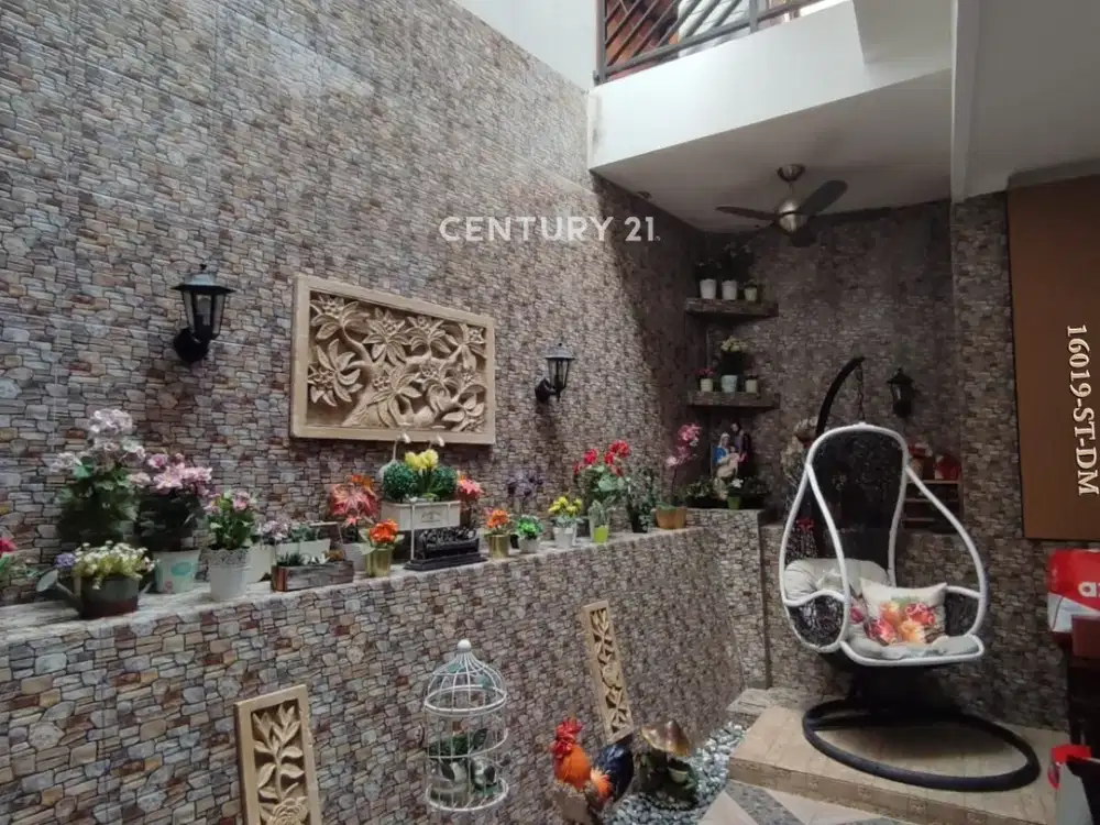 Dijual Rumah Siap Huni Di Cluster Lokasi Strategis Dekat MRT