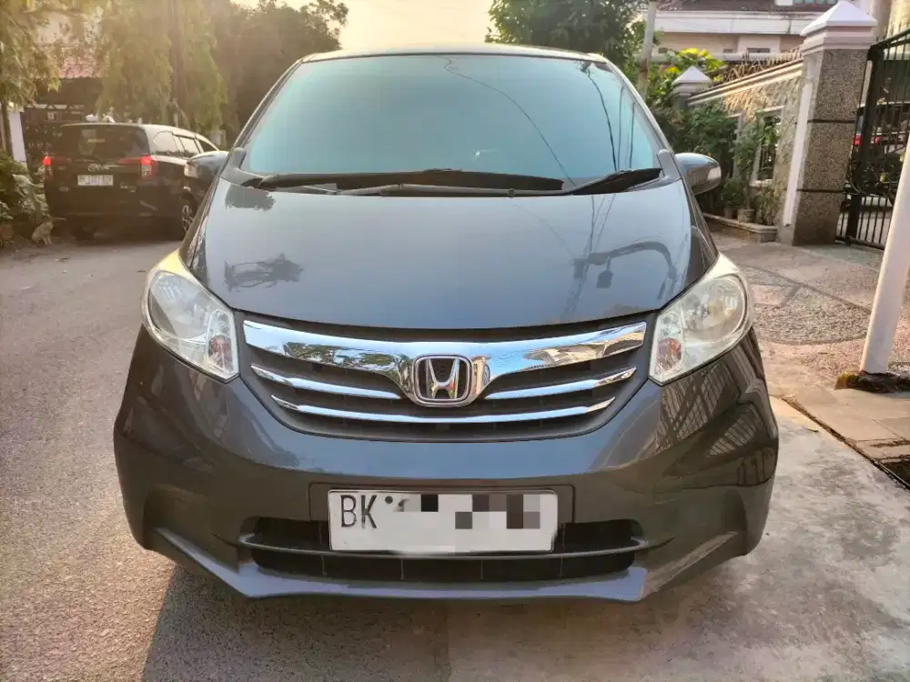 DP 5 JT‼️Honda Freed E PSD Abu-Abu 2012