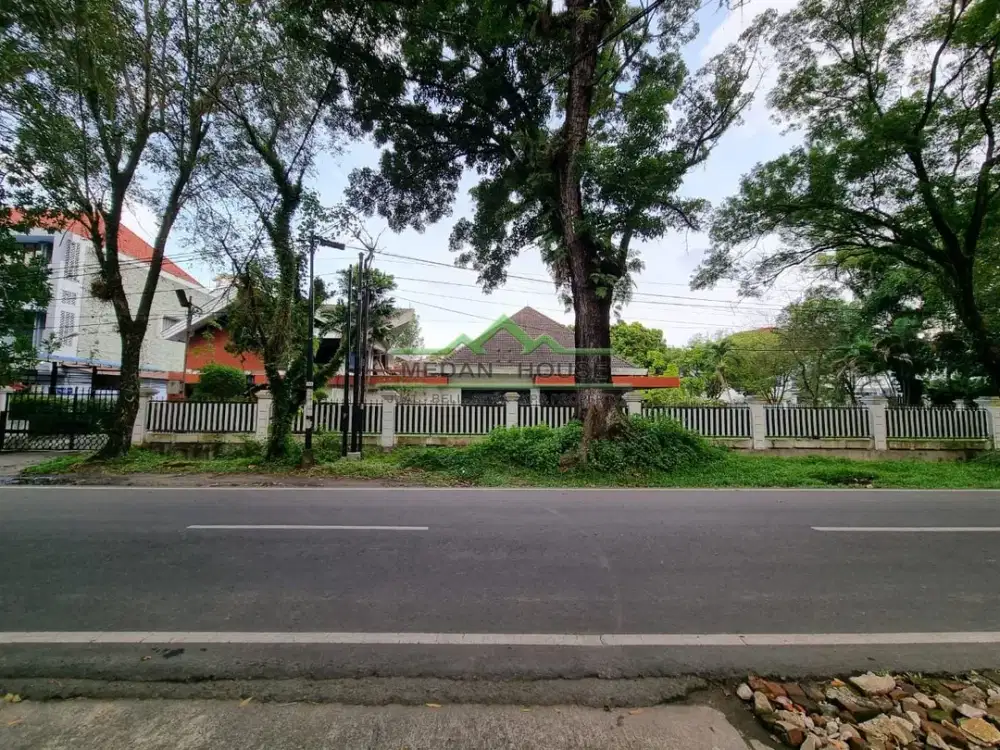 VILLA JL. SLAMET RIYADI SIMPANG K.H DAHLAN DAERAH POLONIA