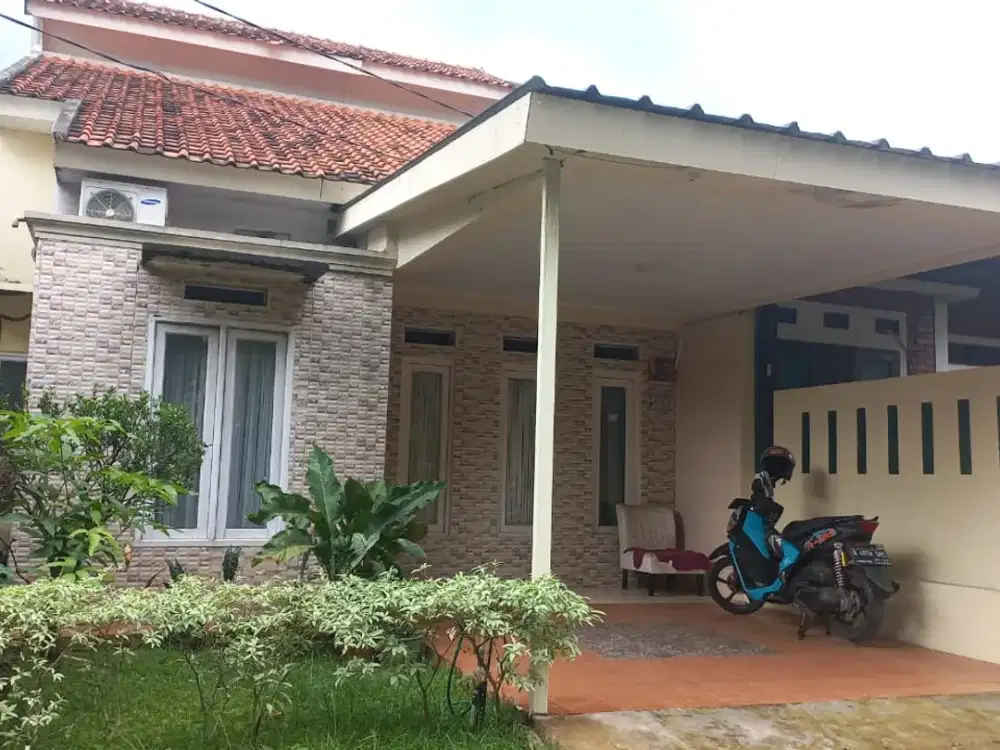 Dijual rumah cantik di Ciputat