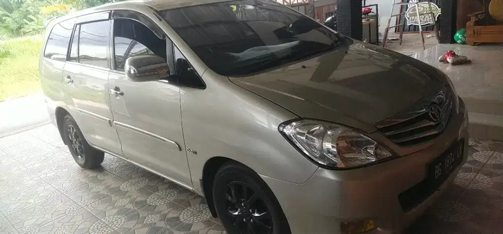 Innova G diesel matic