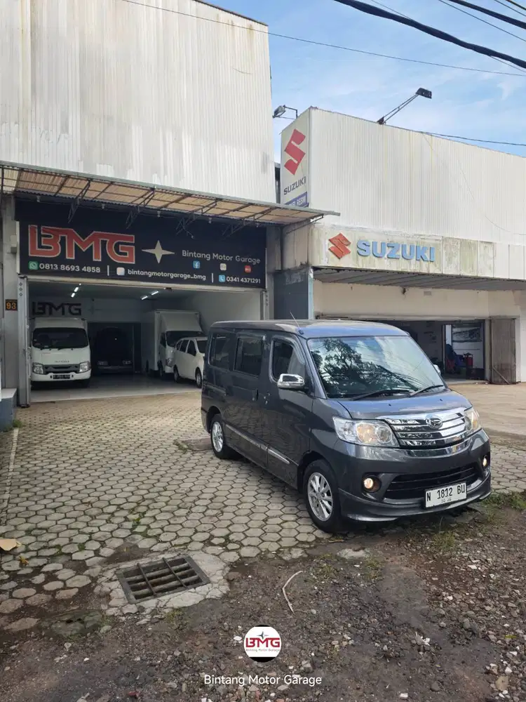 Daihatsu Luxio X AT 2015