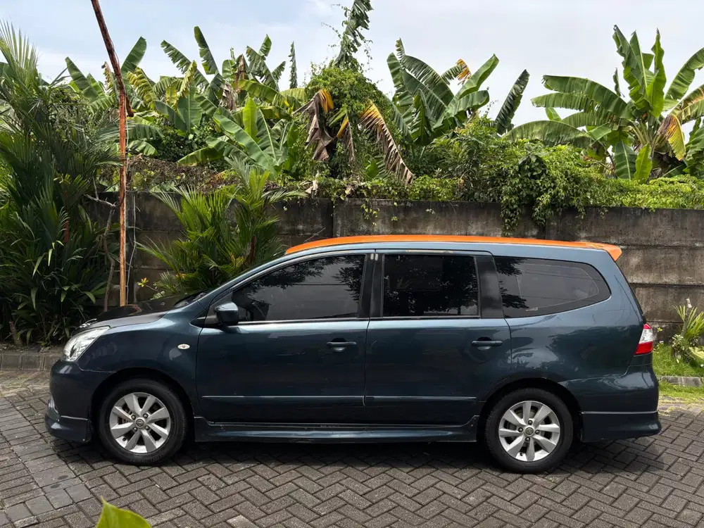 Nissan Grand livina 2015 Bensin