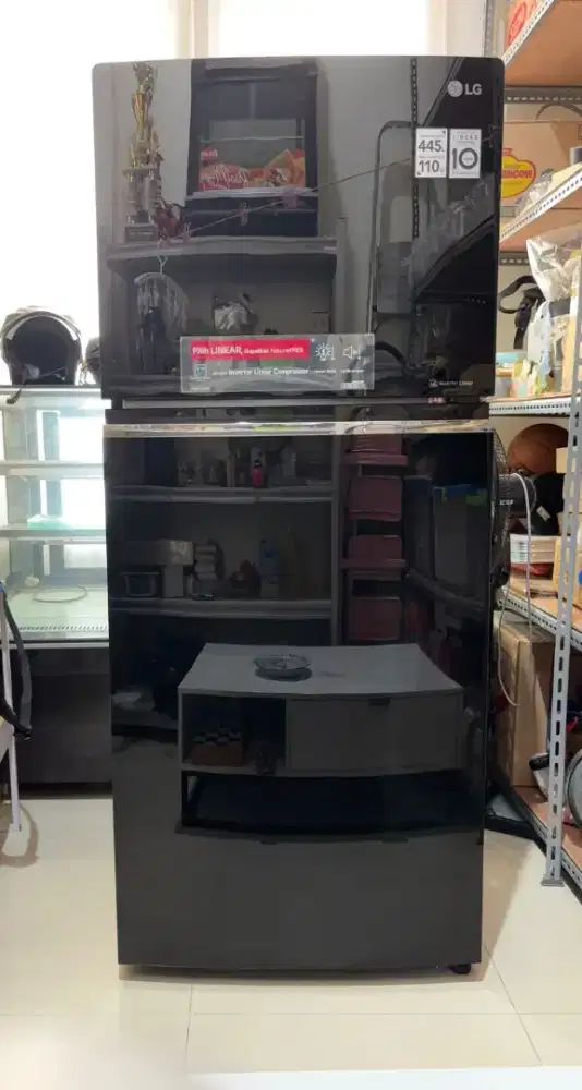 KULKAS 2 PINTU MERK LG INVERTER LINEAR COMPRESSOR