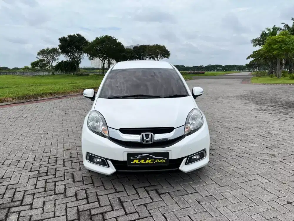 HONDA MOBILIO PRESTIGE TAHUN 2014 

TRAMSMISI AUTOMATIC
PMK 2015
