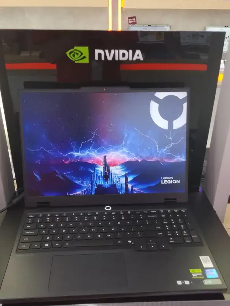 Lenovo Legion 5  core I7, RTX 5050