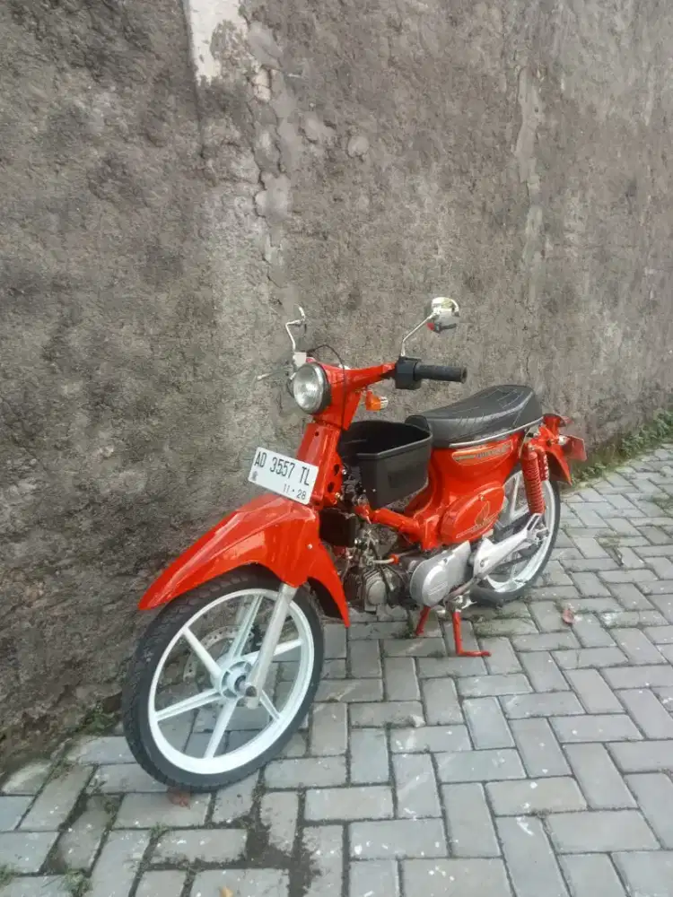 Honda C70 basic  Astrea c800 restorasi rapi