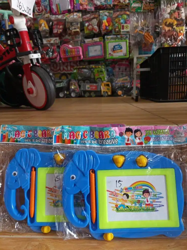 mainan anak papan tulis magnet karakter gajah