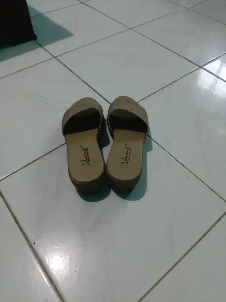 Sandal Wanita kereen