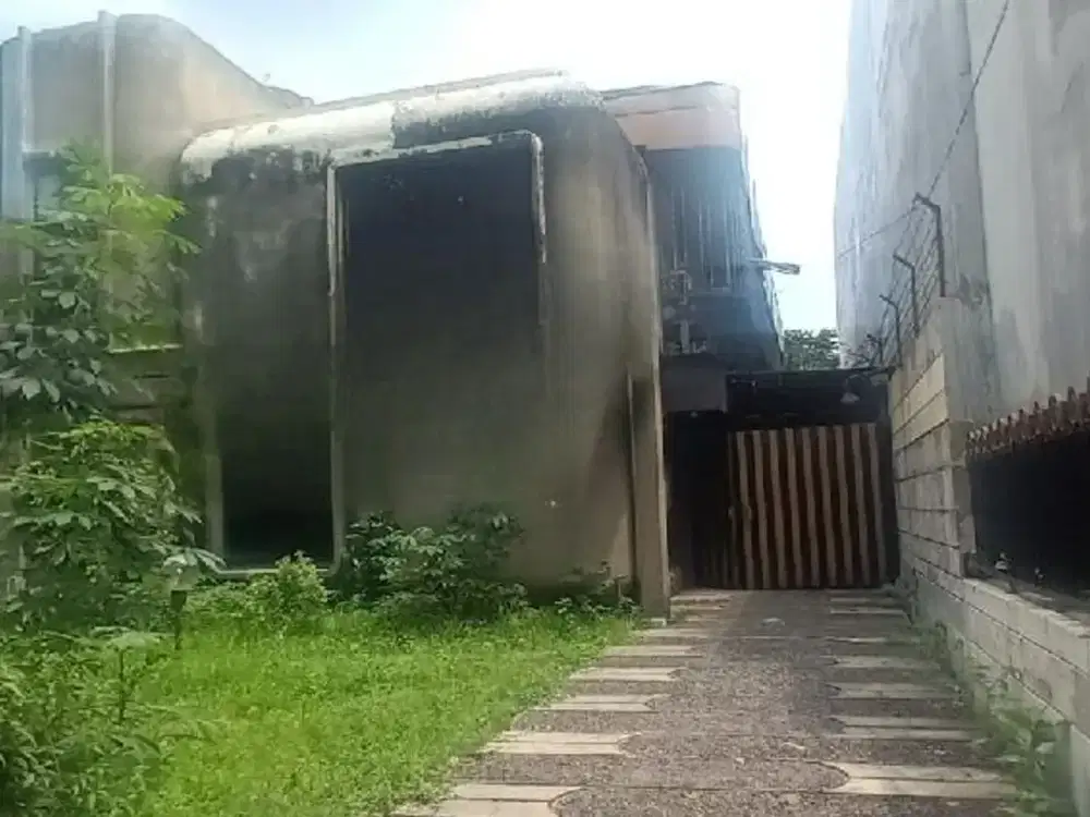 Dijual Rumah Ry Darmo