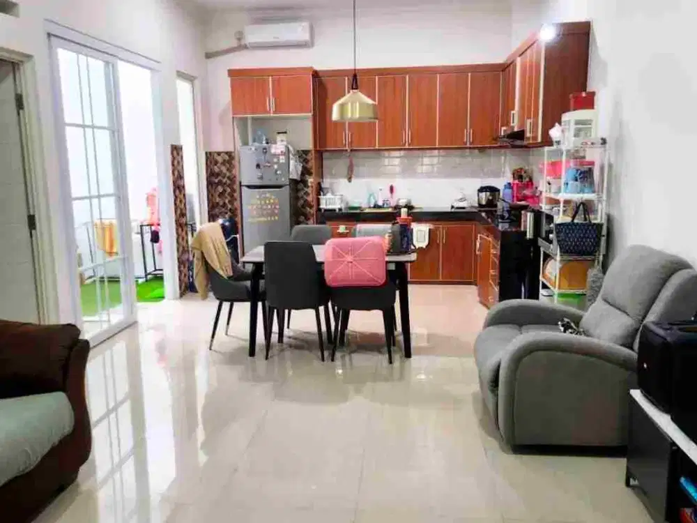 Rumah Rapi Luas di Cluster Adara Harapan Indah