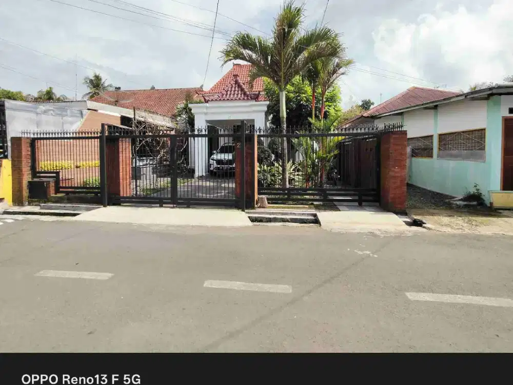 Rumah mewah Joglo Baturaden 5 menit kampus Unsoed Purwokerto
