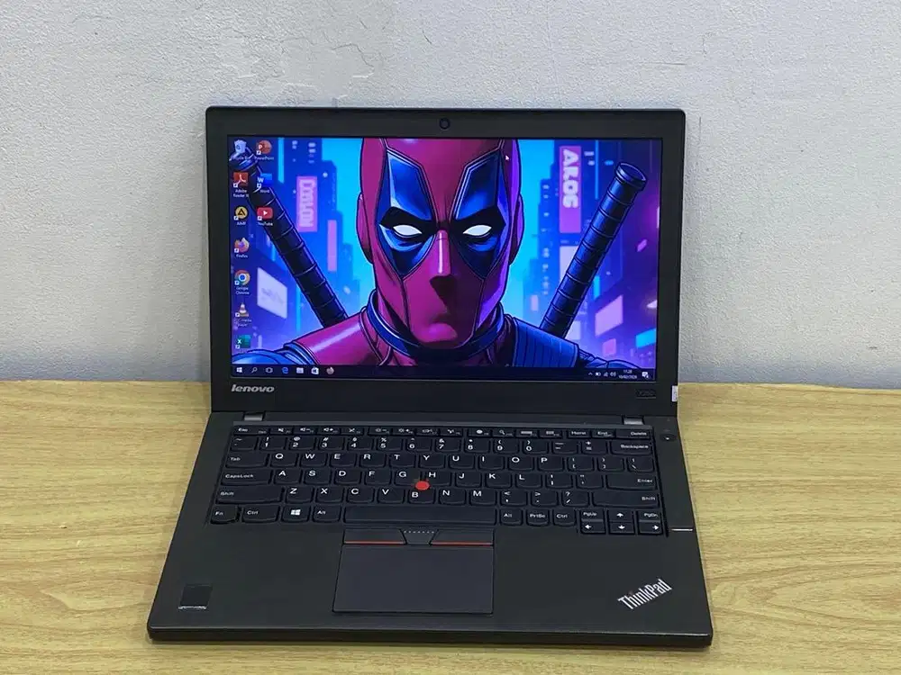 Laptop Lenovo Thinkpad X250/ Prosesor Intel(R) Core(TM) i3-5010U