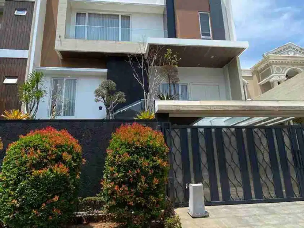 Di Jual Cepat Rumah Super Mewah Cluster Katamaran Indah