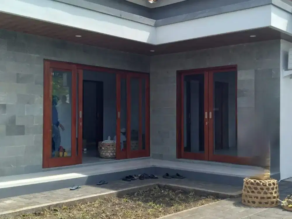 Rumah 1 Lantai Semi Villa Disewakan, di Sanur, Denpasar Area