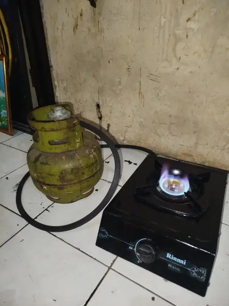 Kompor gas merk Rinnai 1 tungku
No minus di jamin Harga 350 sepaketan