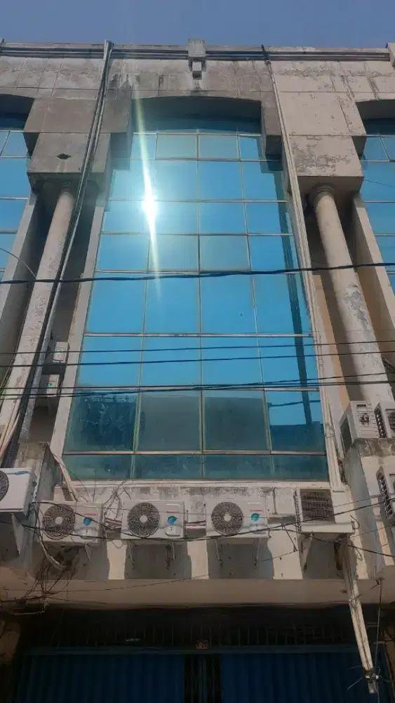 Dibutuhkan Staff Admin