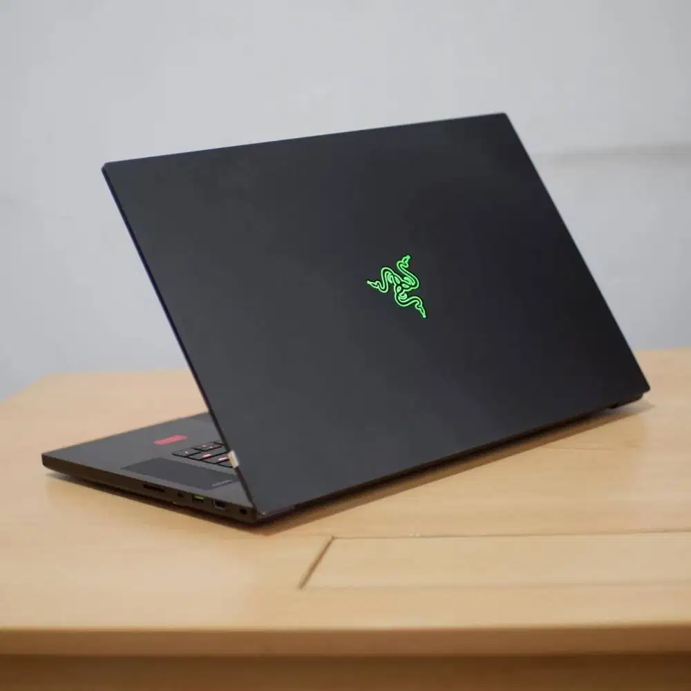 Laptop Gaming Razer Blade 17 (Mid 2021) RZ09-0406