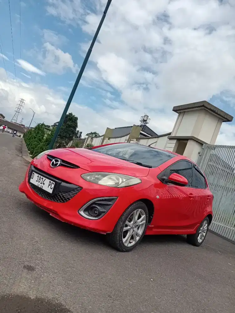 Mazda 2 1.5 HB R Metik 2010