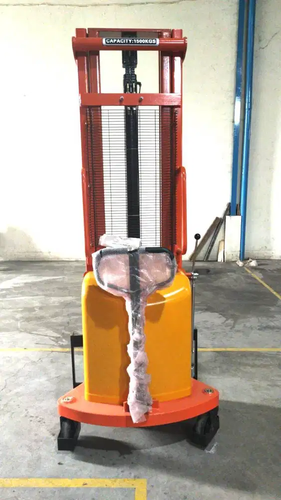 [BRAND NEW] Stacker Semi Electric DALTON DYC 15-35