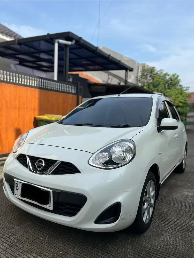 Nissan March 2015 Bensin