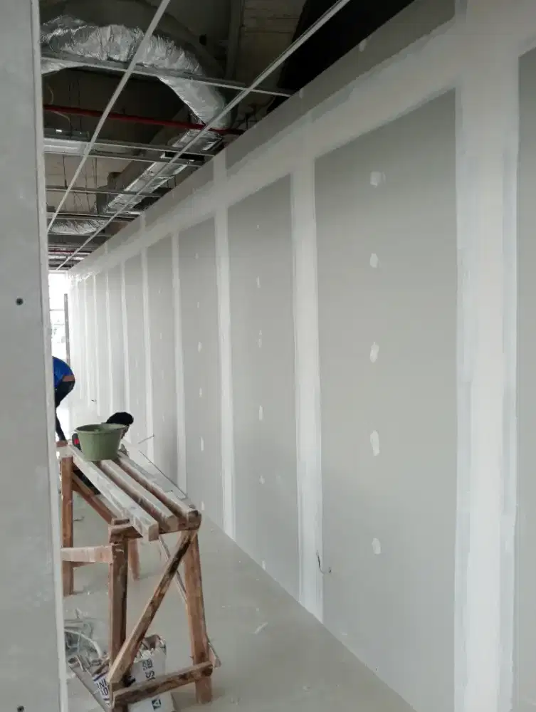 Jasa +bahan .partisi dan gipsum PVC dan Lis molding