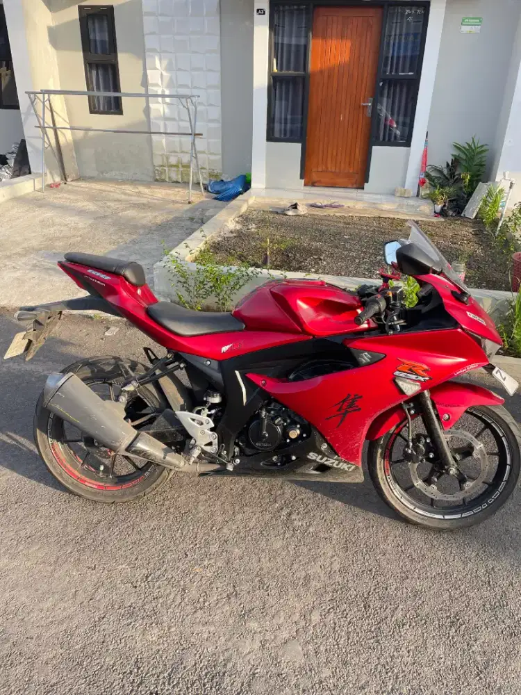 Suzuki GSX-R 150 Keyless Tahun 2019