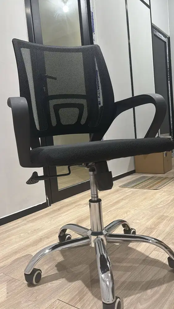 KURSI KANTOR HIDROLIK BESI & PLASTIK BEKAS BAGUS LAYAK PAKAI READY