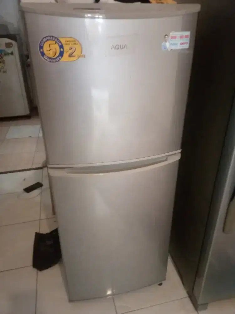 Kulkas Aqua 2 pintu