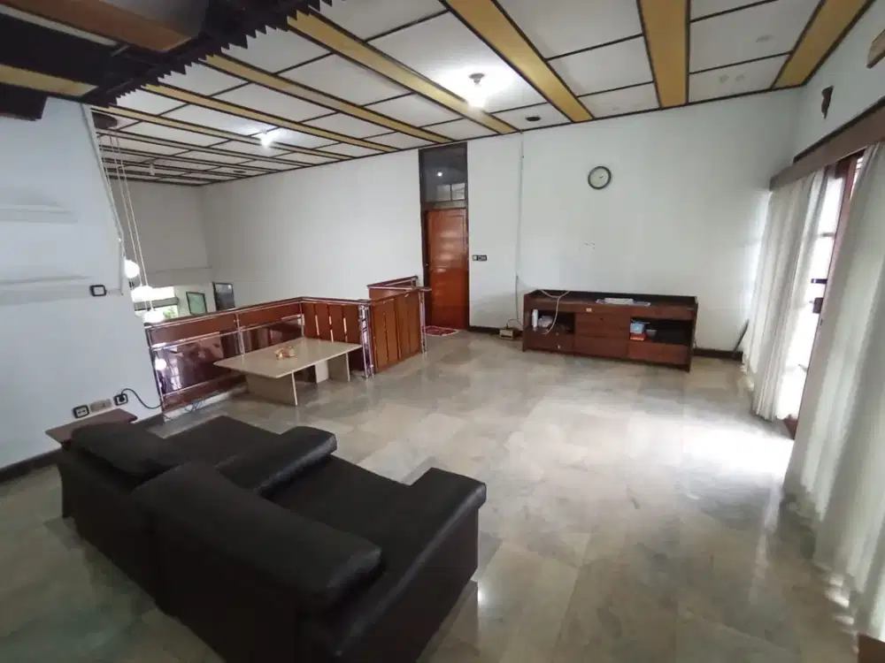 Disewakan Rumah Furnish Siap Huni Lokasi di Budisari Setiabudi Bandung