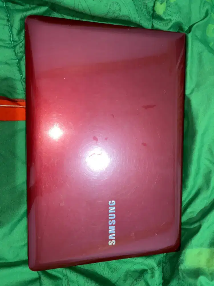 Laptop Samsung NP275E4V