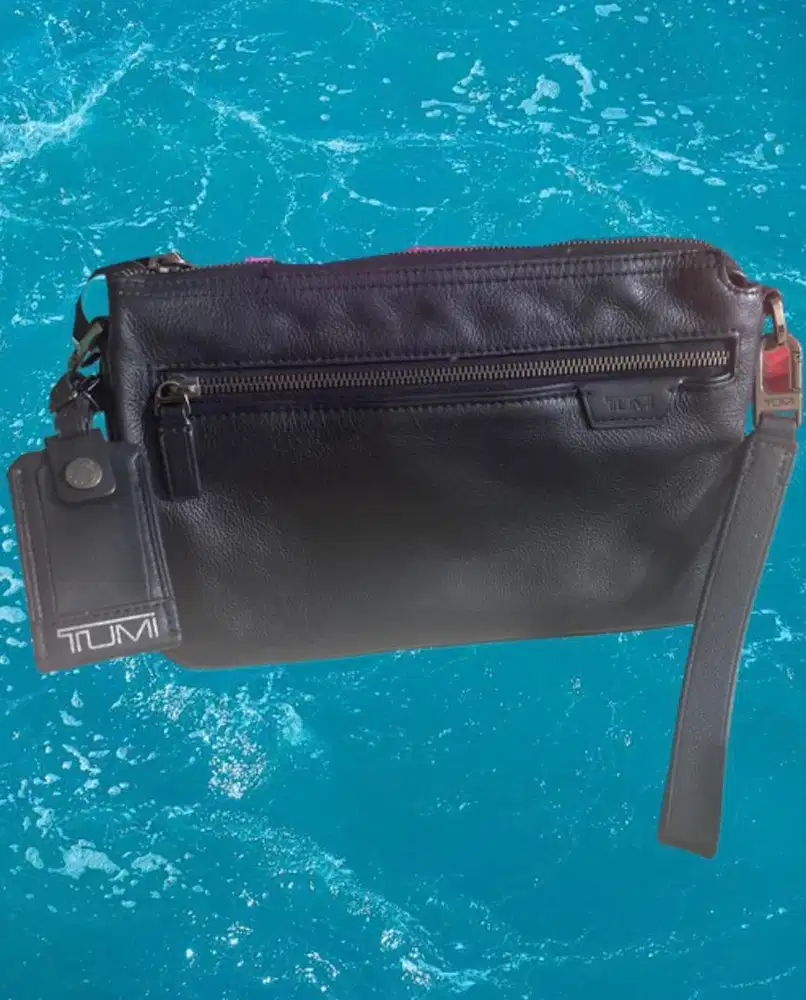 Pouch Tumi Pria Original