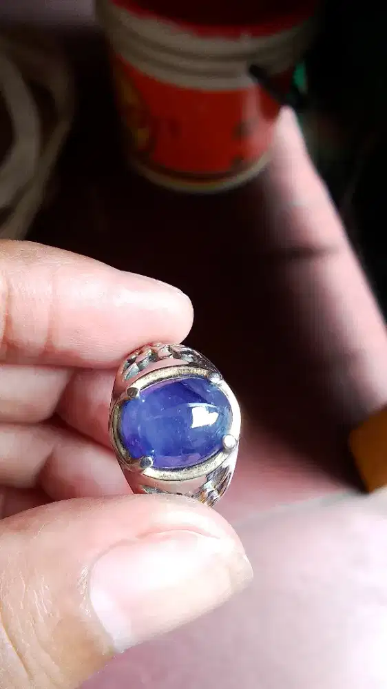 Cincin batu safir