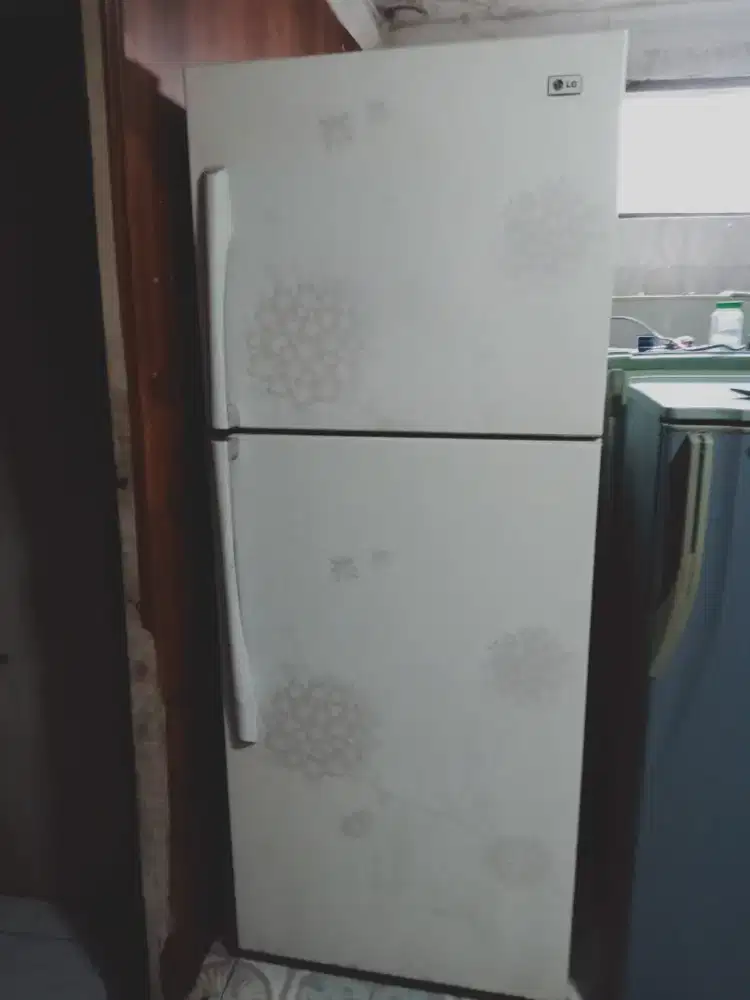 Kulkas LG 2 pintu super jumbo ori