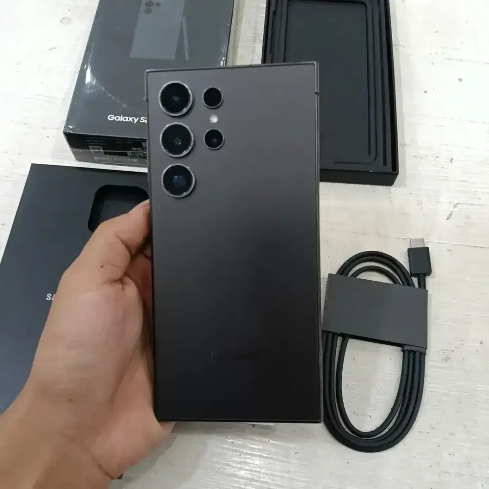 SAMSUNG S24 ULTRA RAM 512GG