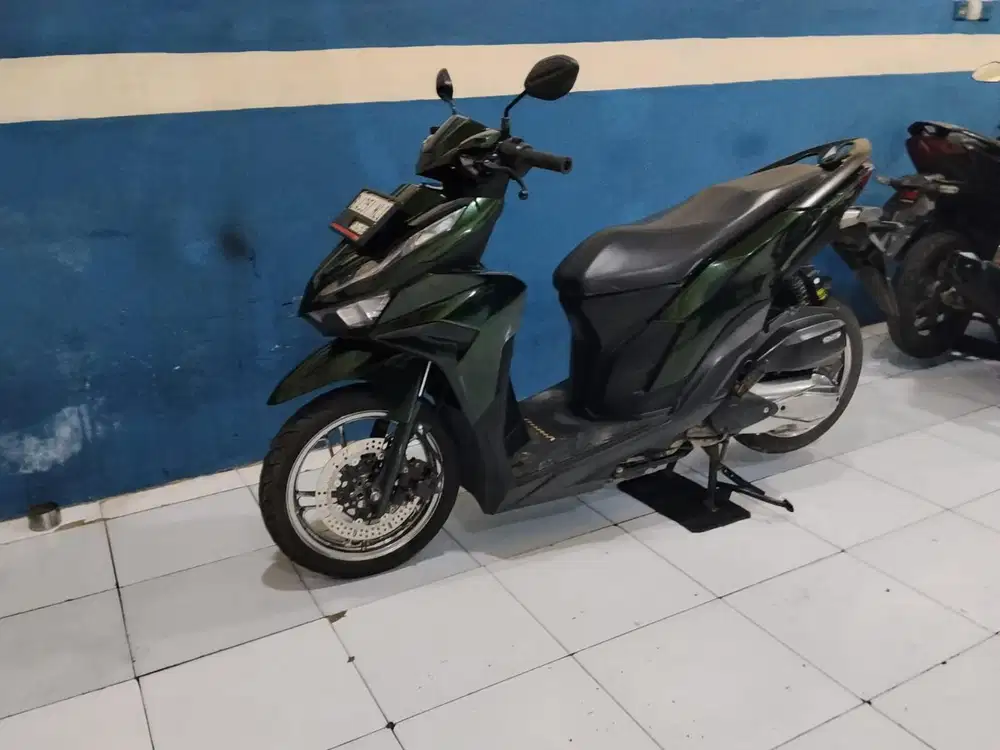 FOR SALE HONDA VARIO 2023 GRES