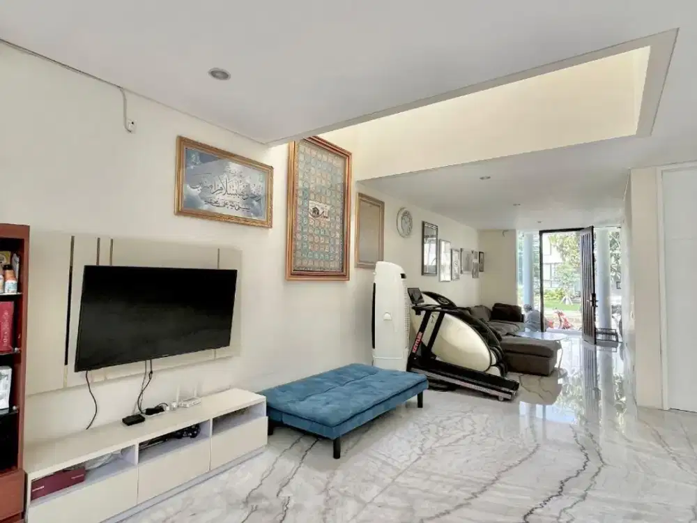 Dijual Rumah Greenlake Cantik Bagus Minimalis Strategis Siap Huni