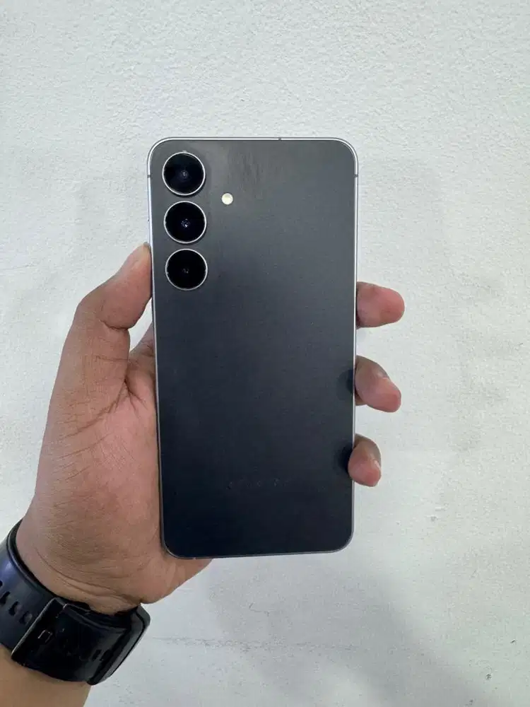 Samsung S25 FE 8/256