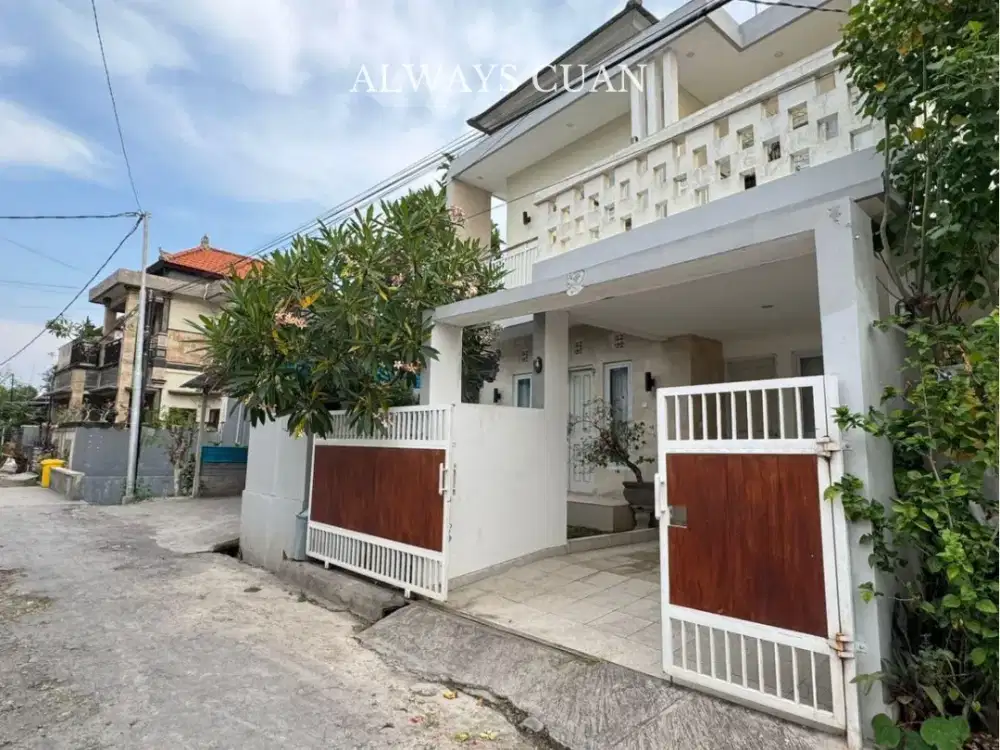 Rumah Dua Lantai Lokasi Hang Tuah Renon Dijual