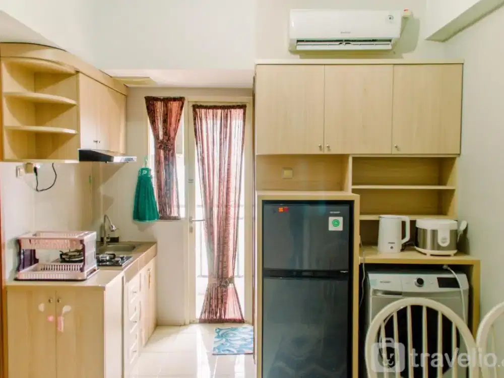 APARTEMEN GREEN LAKE VIEW  CIPUTAT LANTAI 18