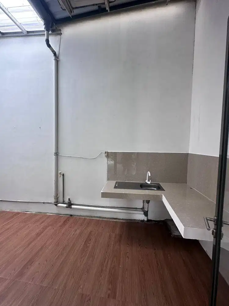 Dijual Rumah Renov Semi Furnish Di Bintaro Dekat Akses Mall