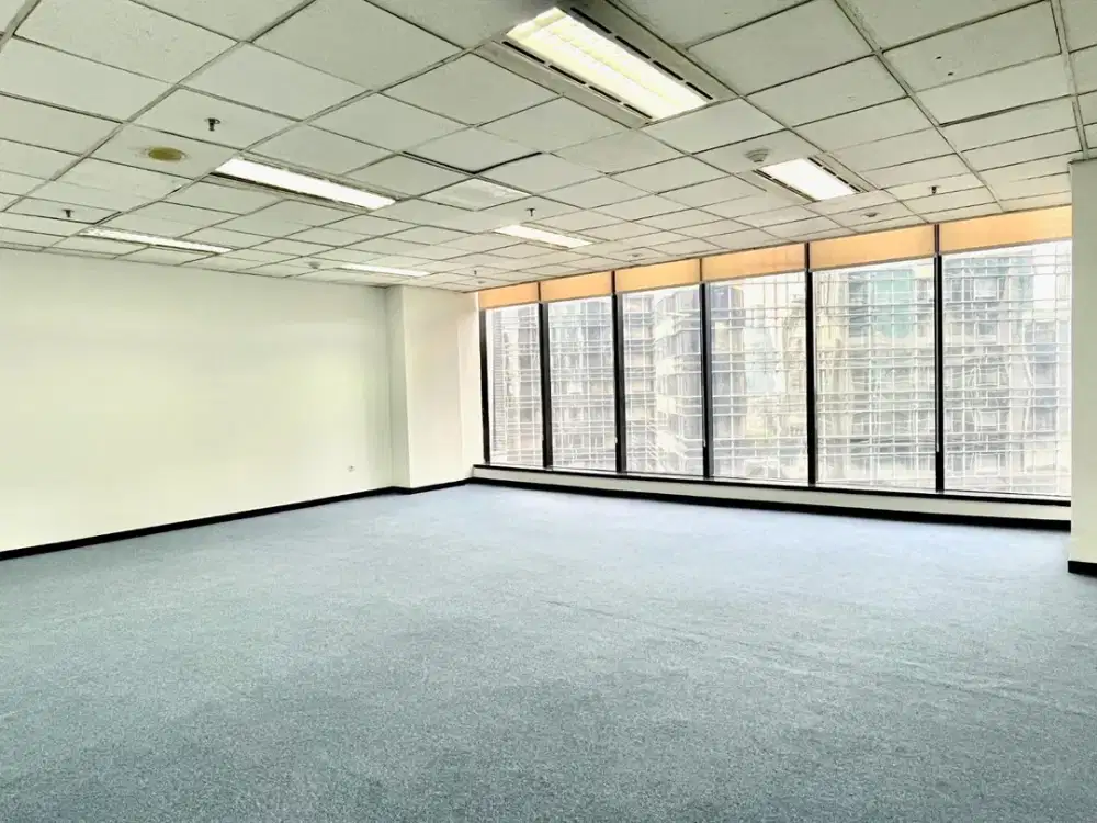 SEWA KANTOR  DI JAKARTA  SELATAN KUNINGAN  100M2  PARTISI  175K NEGO