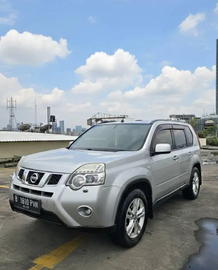 Nissan Xtrail 2012 a/t X-trail istimewa