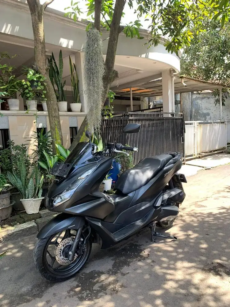 Honda PCX 160 Thn 2022 | KM 14rb | Tangan ke 1  (Milik Sendiri)
